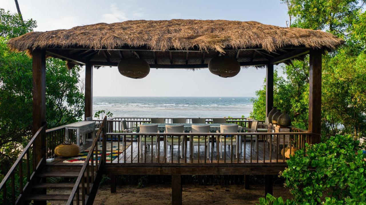 Saffronstays Stella Maris - Luxury Beach Front Villa Near Redi Beach Querim Exterior foto