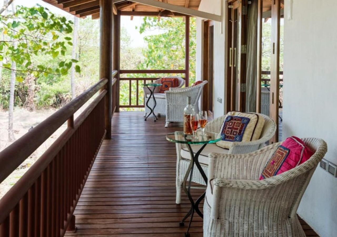Saffronstays Stella Maris - Luxury Beach Front Villa Near Redi Beach Querim Exterior foto