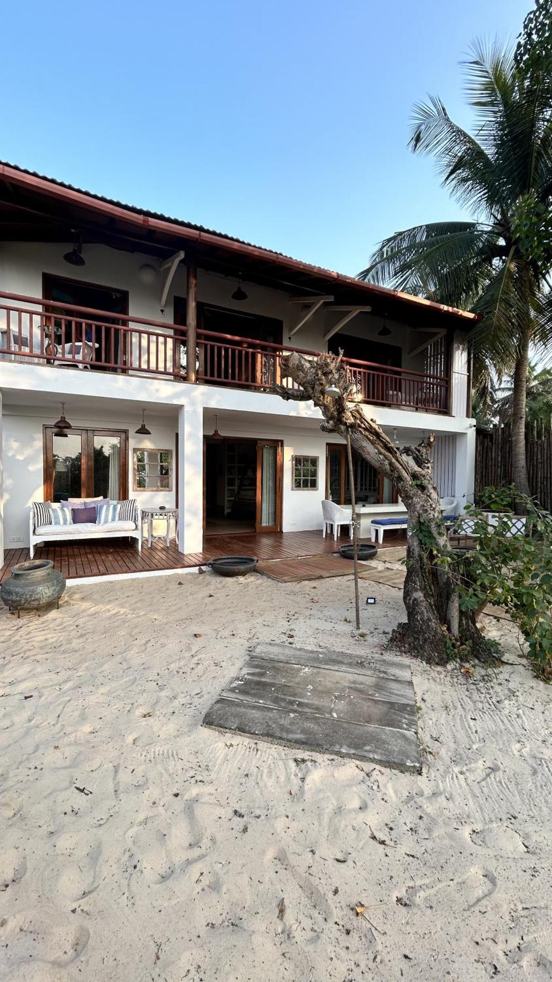 Saffronstays Stella Maris - Luxury Beach Front Villa Near Redi Beach Querim Exterior foto